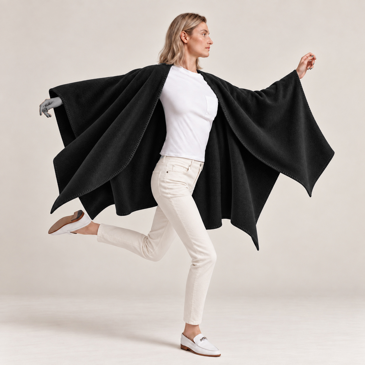 MANTELLA CHARME IN CASHMERE ZIBELLINO FUR EFFECT V. NERO - immagine 2