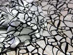 CHIFFON DEVORÉ ART PETAL V. WHITE / BLACK MARBLE