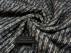CASHMERE ALPACA ART. ARIANNA V. BLACK