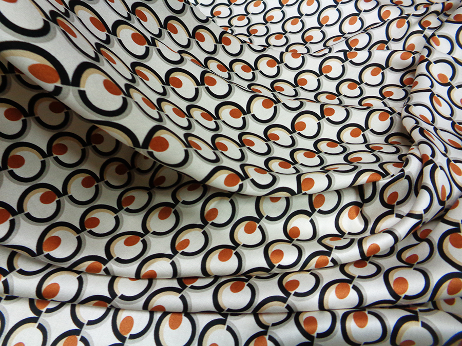 SILK & VISCOSE ART. GEOMETRIC BOWIE V. SAND / TOBACCO - Image 4